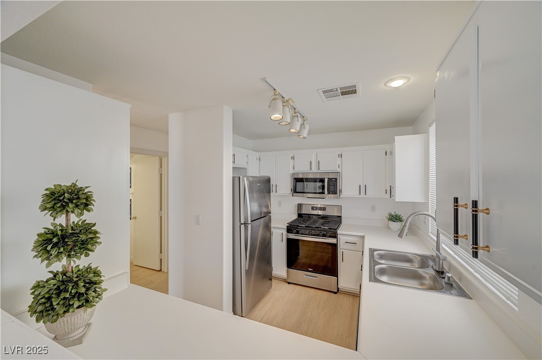 9567 Belle Reserve Street