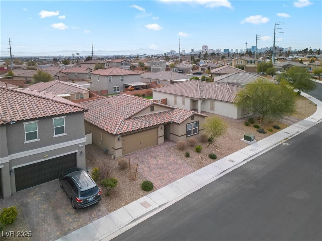 2432 Mesa Wind Avenue