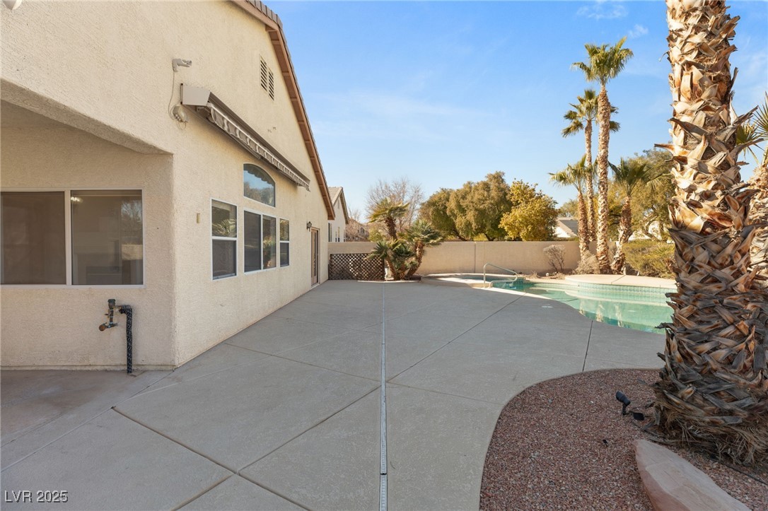 8080 Black Orchid Avenue