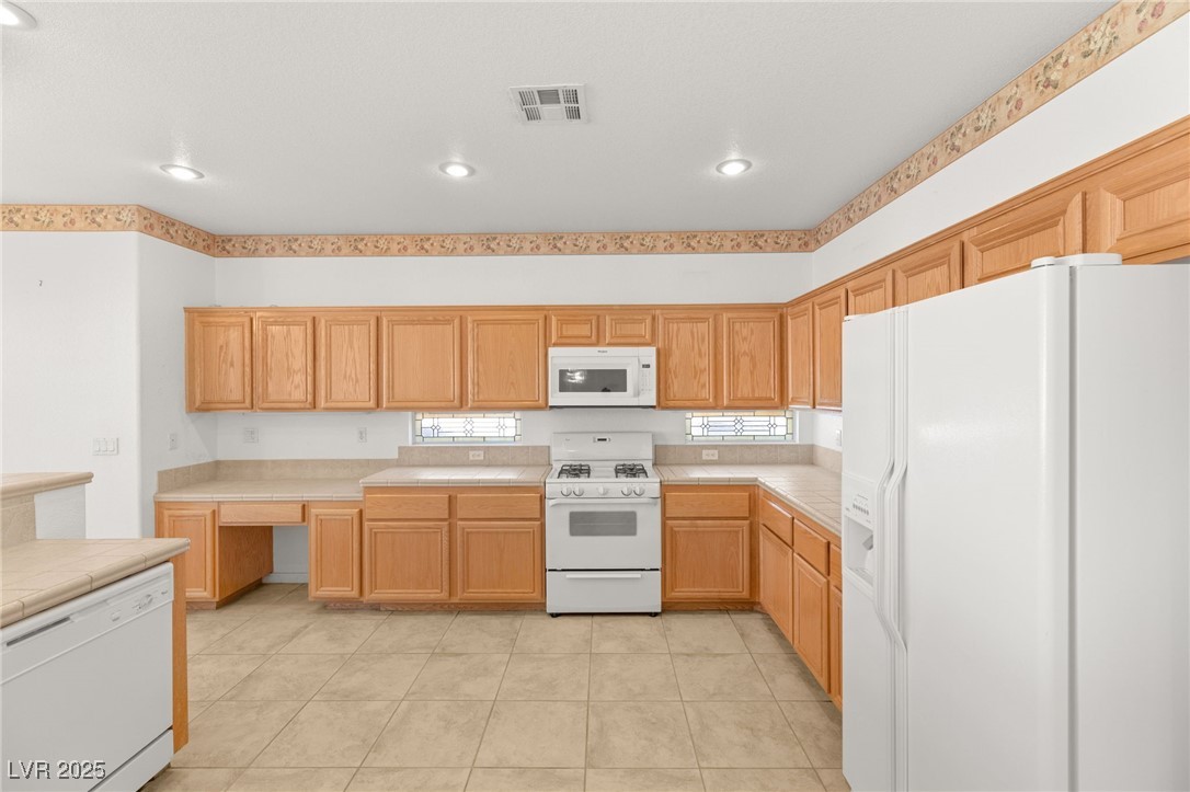 8080 Black Orchid Avenue