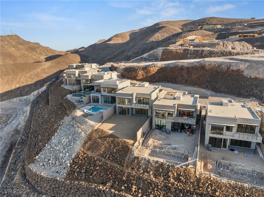 506 Overlook Rim Drive
