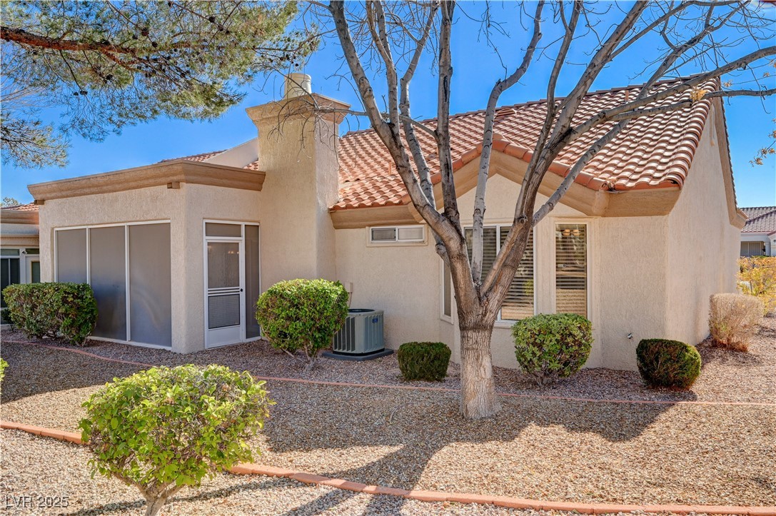 9320 Quail Ridge Drive