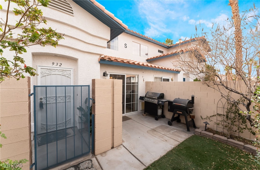 932 Angel Star Lane