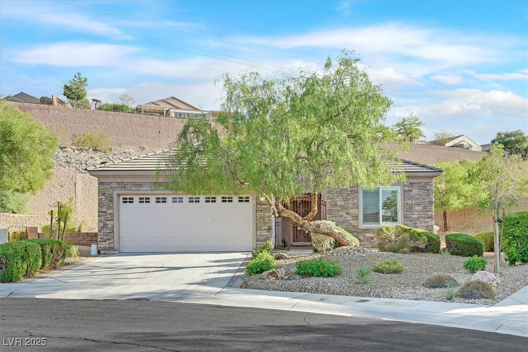 2525 Hamonah Drive