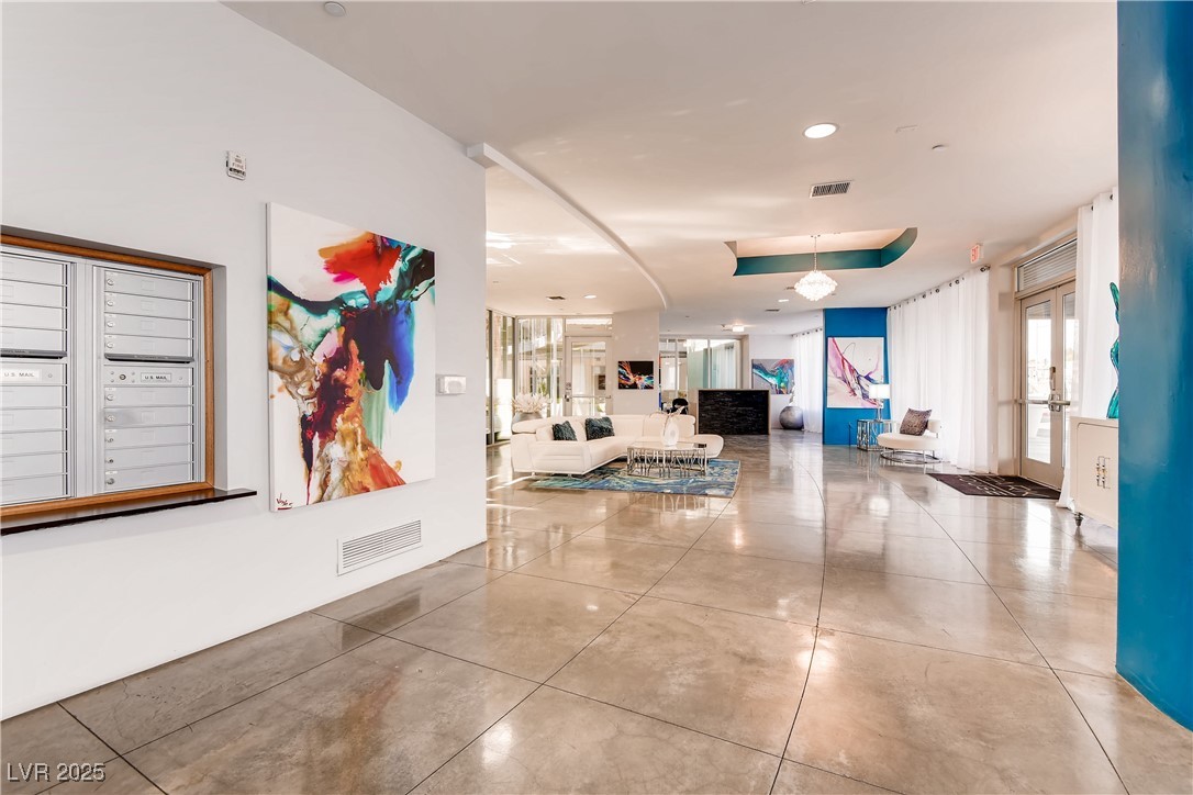 8925 West Flamingo Road 216