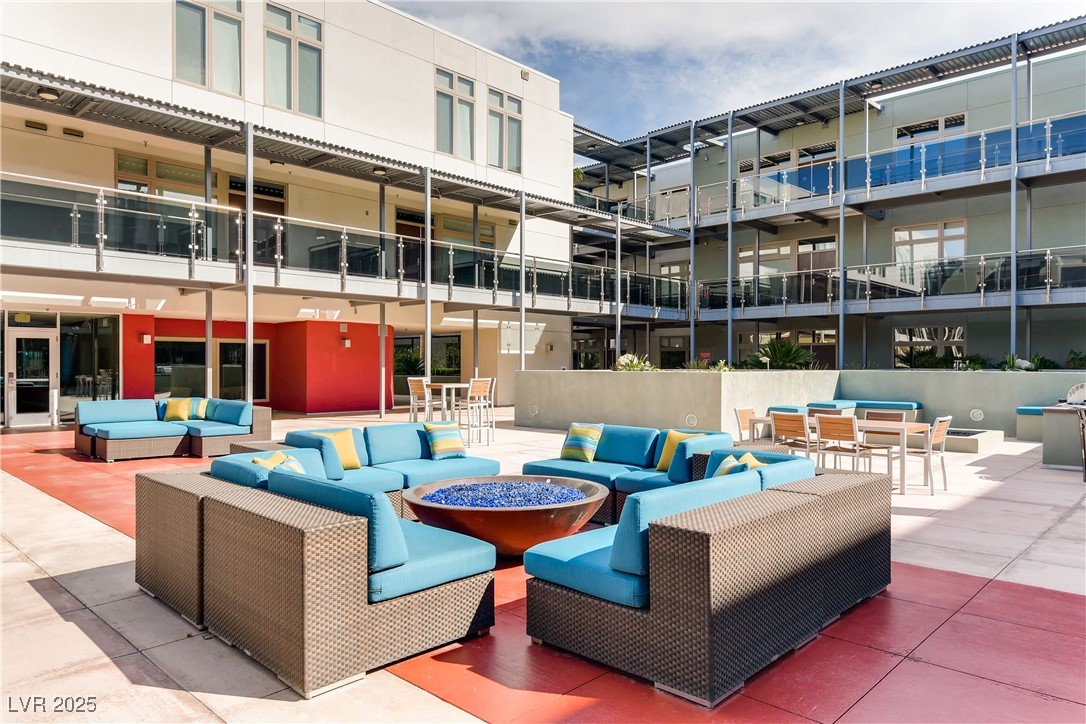 8925 West Flamingo Road 216