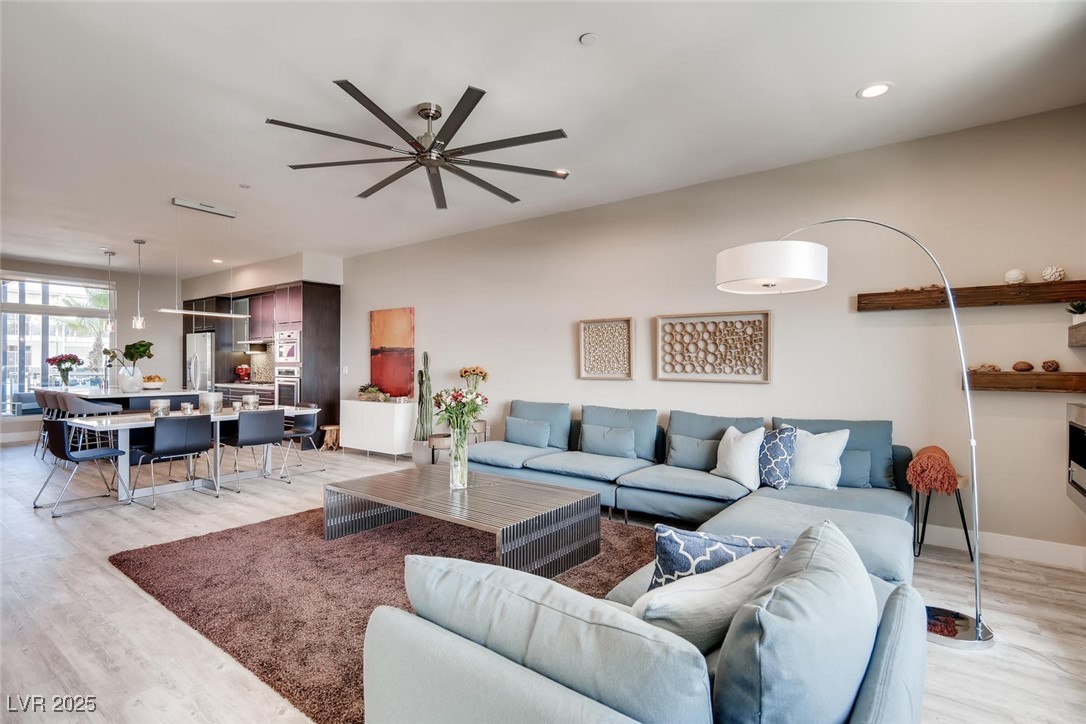 8925 West Flamingo Road 216