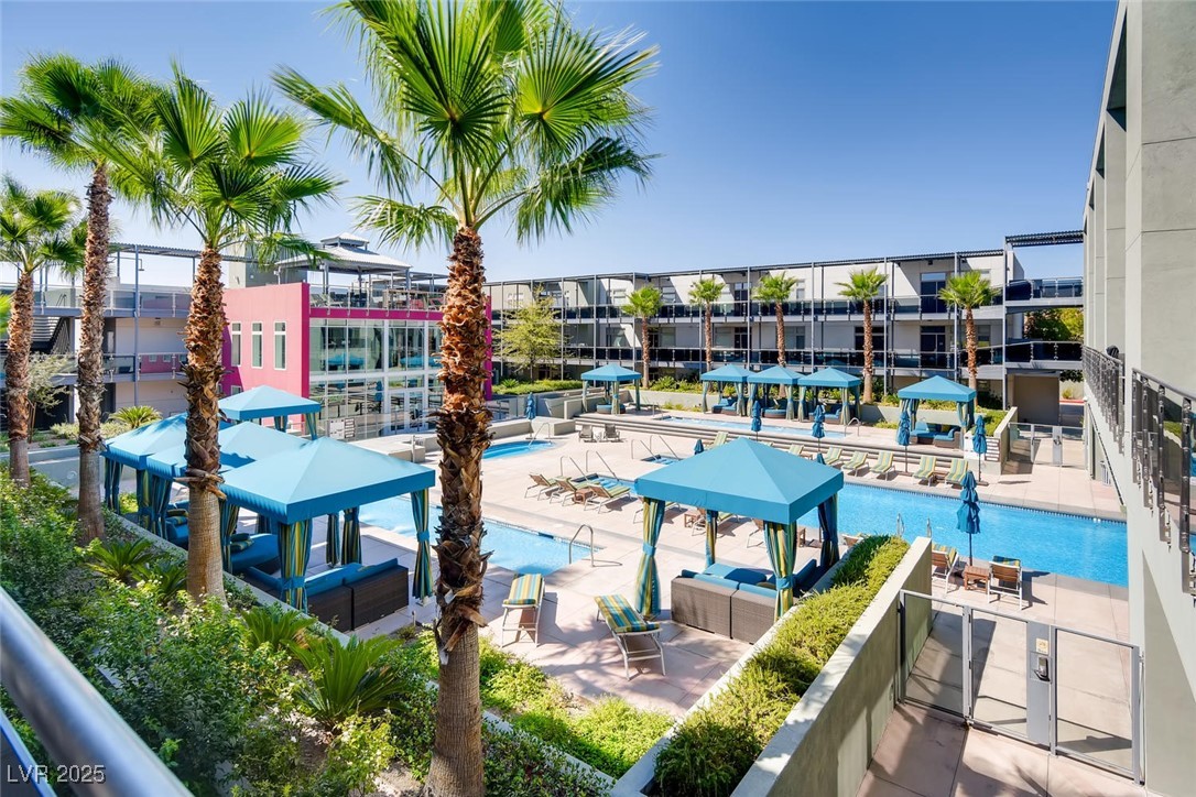 8925 West Flamingo Road 216