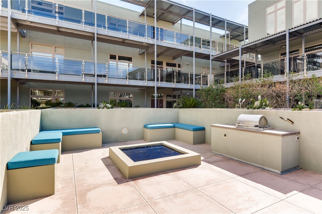8925 West Flamingo Road 216
