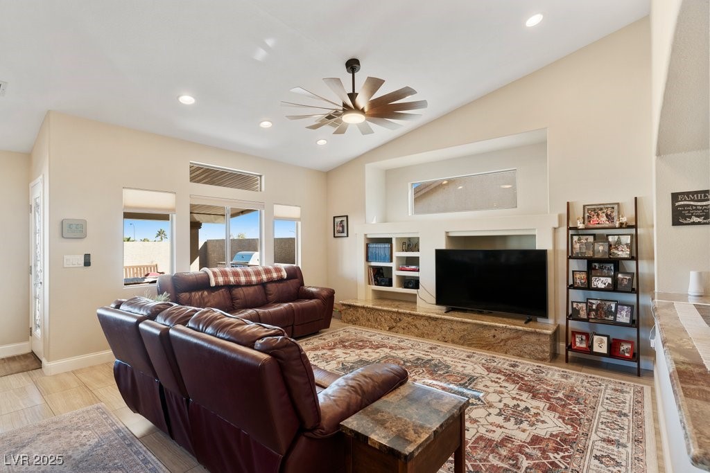 1120 Casady Hollow Avenue