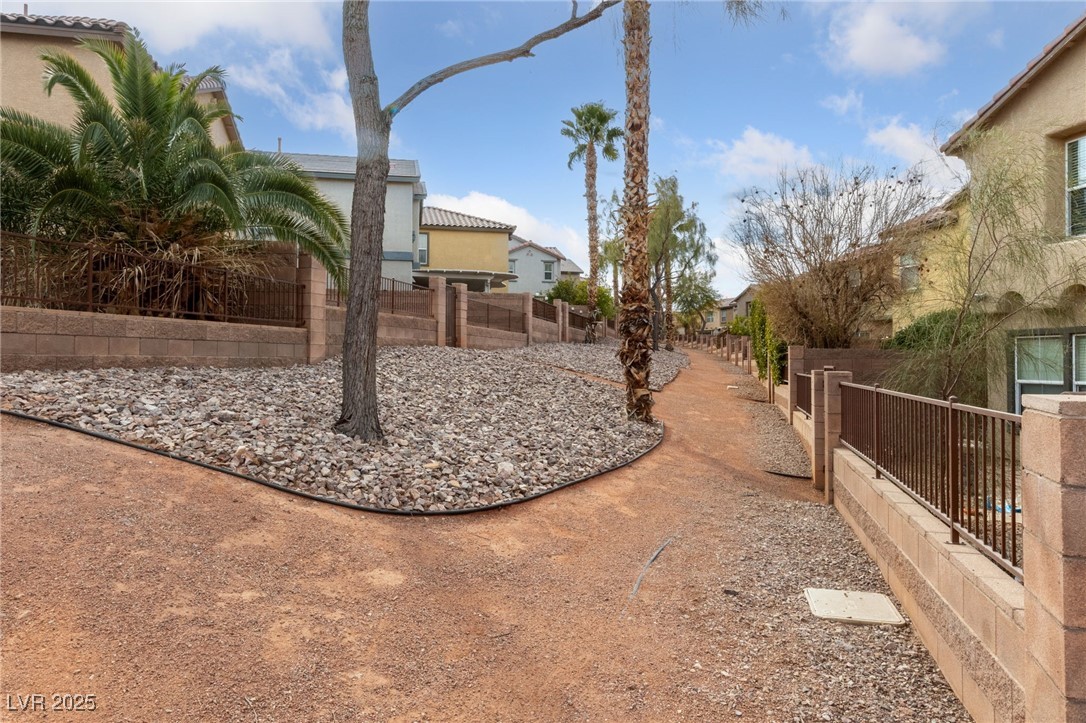 1162 Paradise Desert Avenue