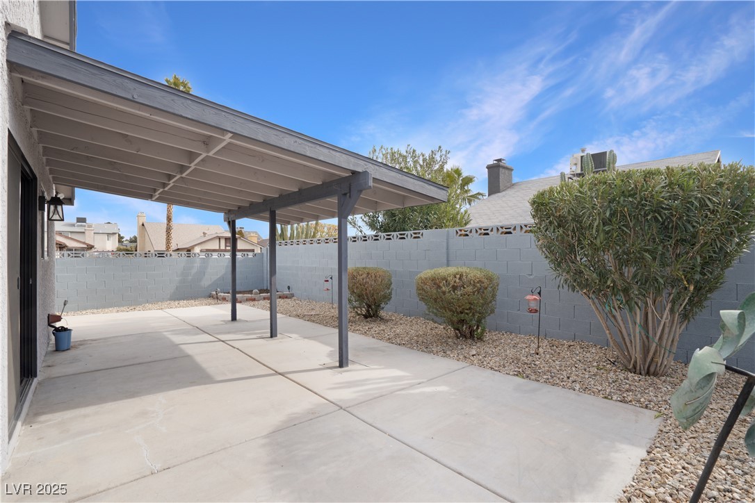 4401 Mossy Rock Court