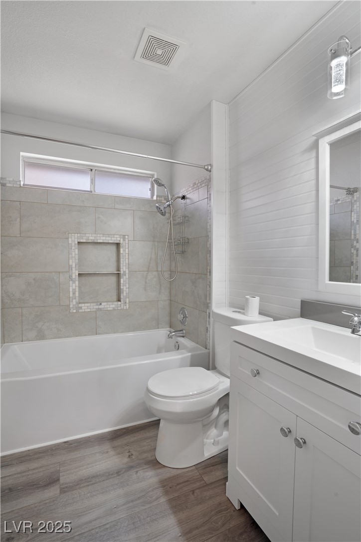 4401 Mossy Rock Court