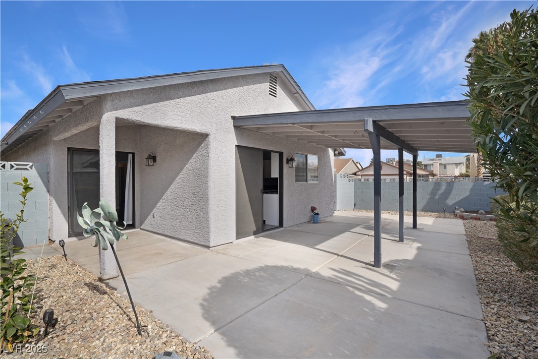 4401 Mossy Rock Court