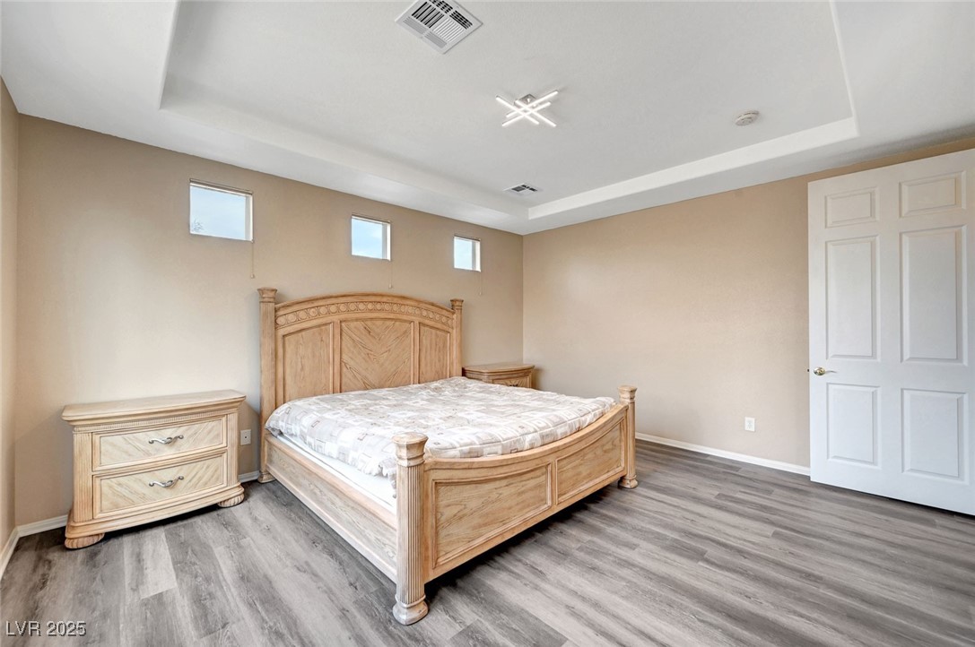 11740 Via Esperanza Avenue