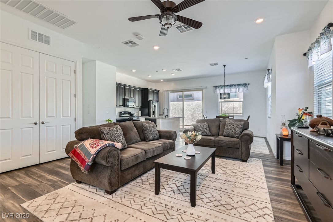 216 Copland Canyon Avenue