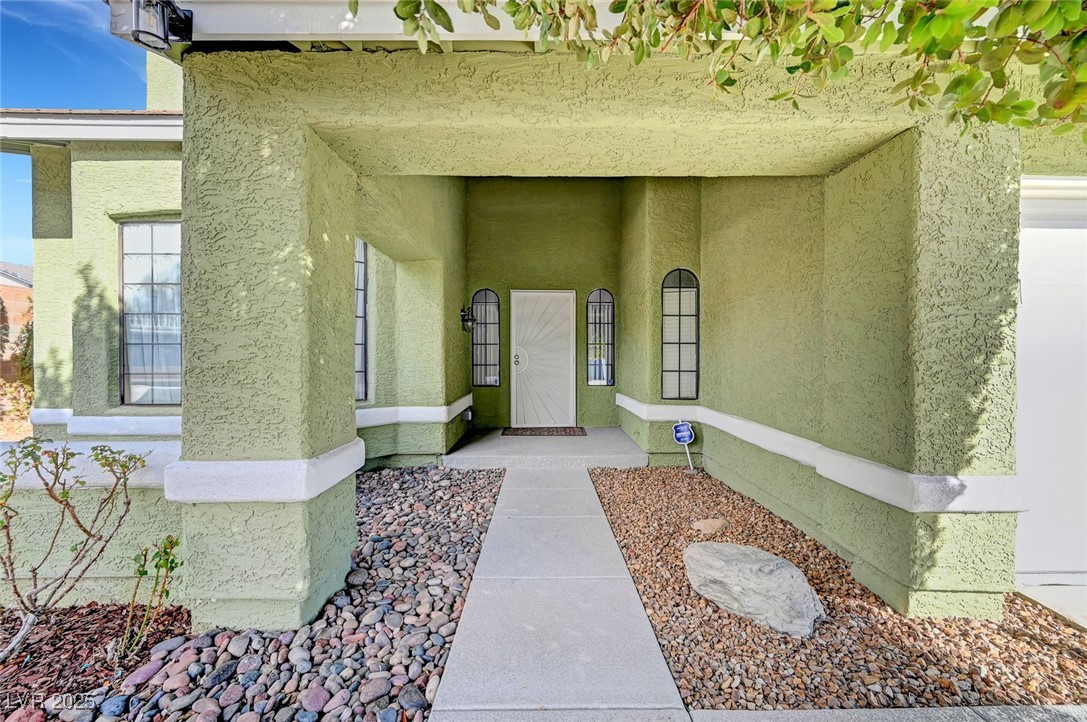 8908 Rocky Shore Drive