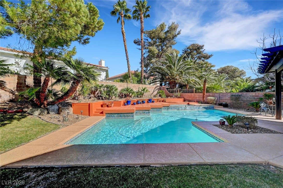 8908 Rocky Shore Drive