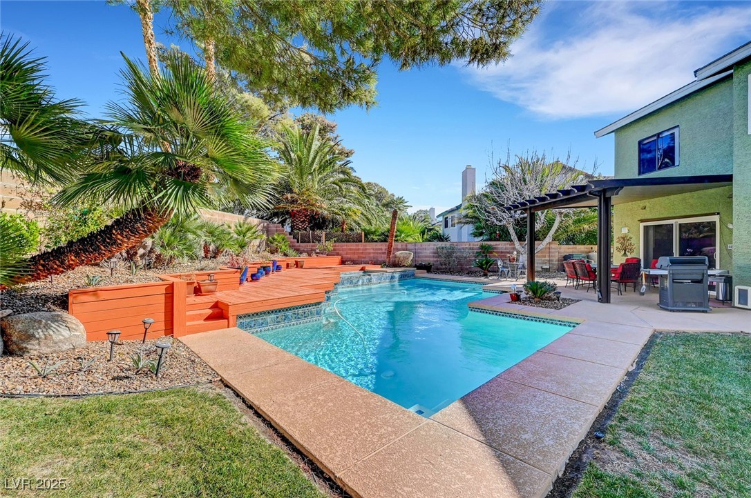 8908 Rocky Shore Drive