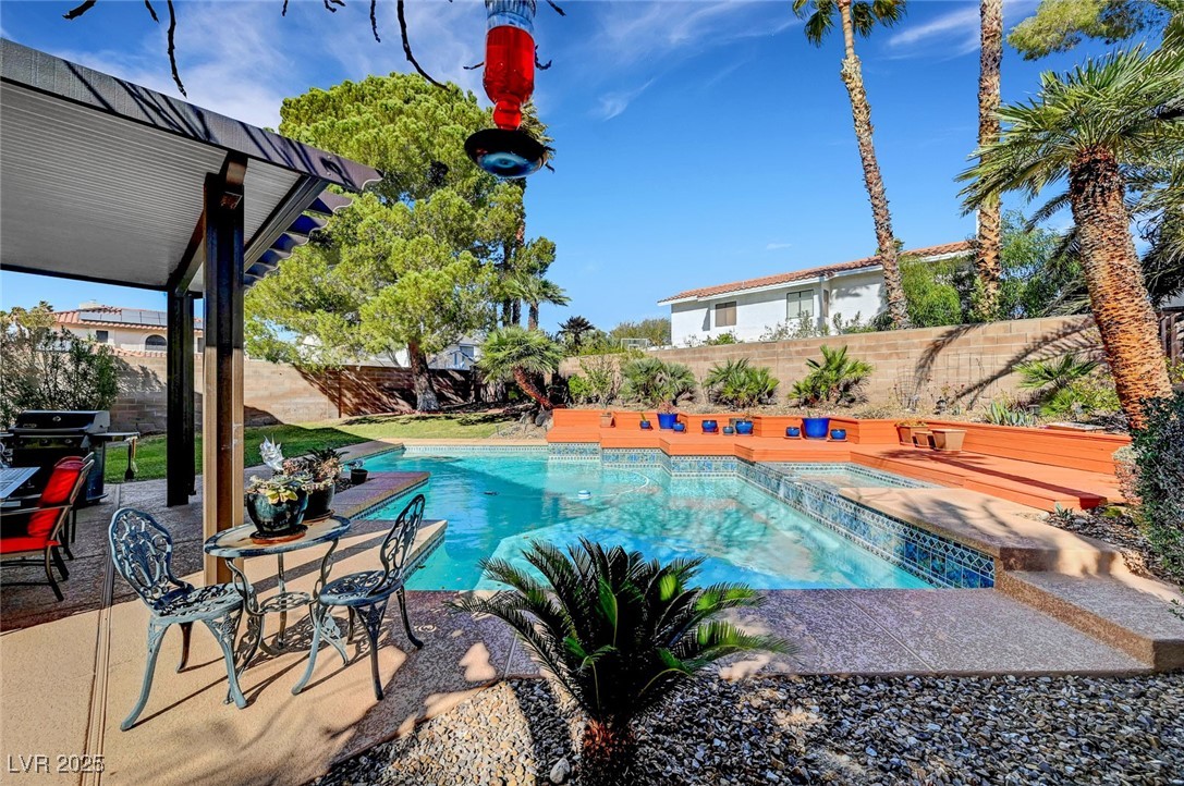 8908 Rocky Shore Drive