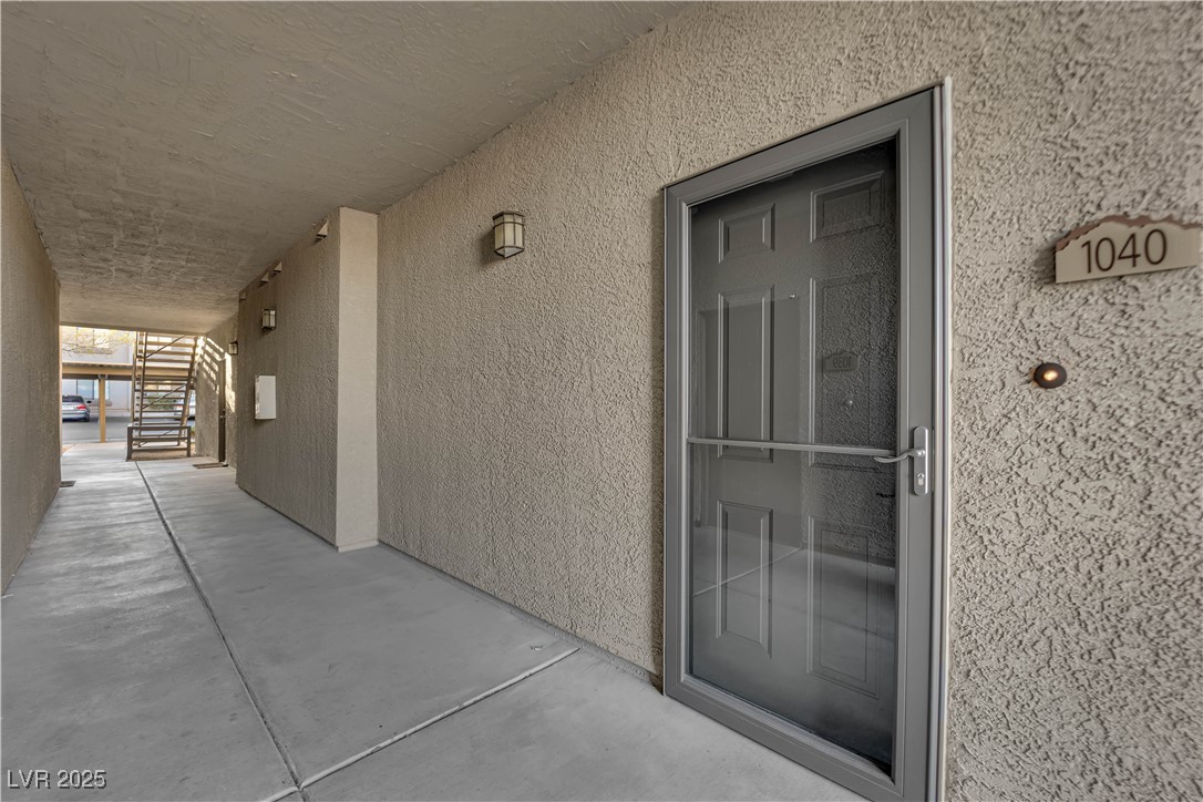 8250 North Grand Canyon Drive 1040