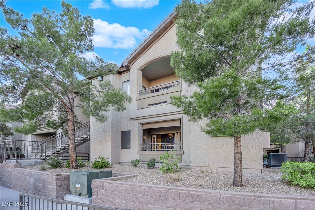 8250 North Grand Canyon Drive 1040