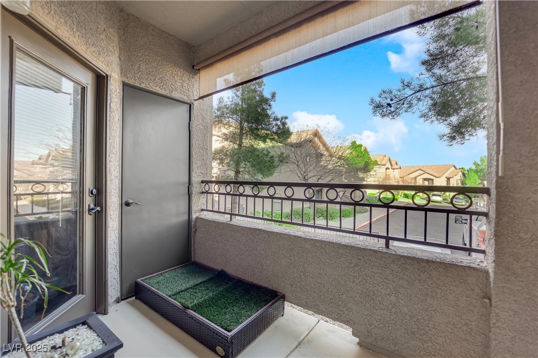 8250 North Grand Canyon Drive 1040