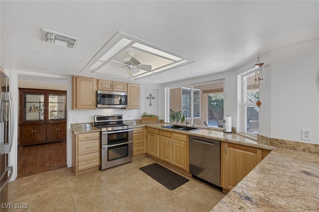 645 Paloma Drive
