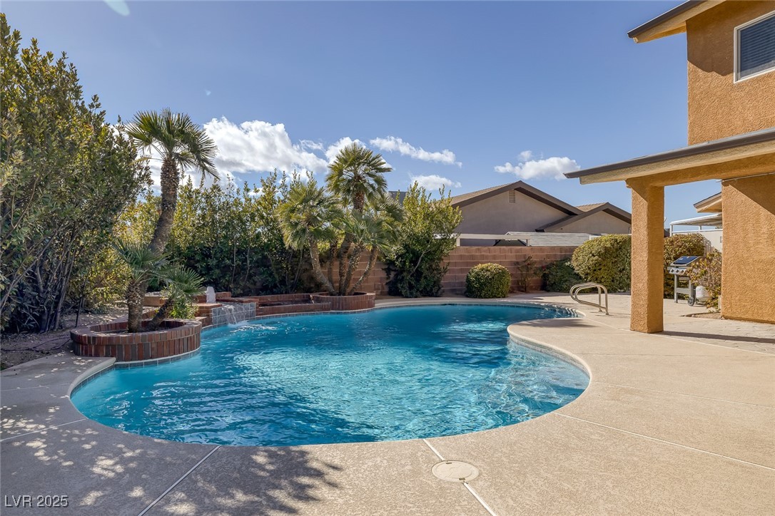 645 Paloma Drive