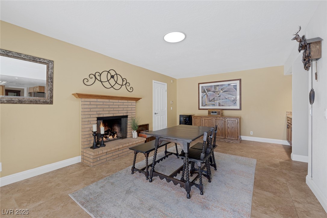 645 Paloma Drive