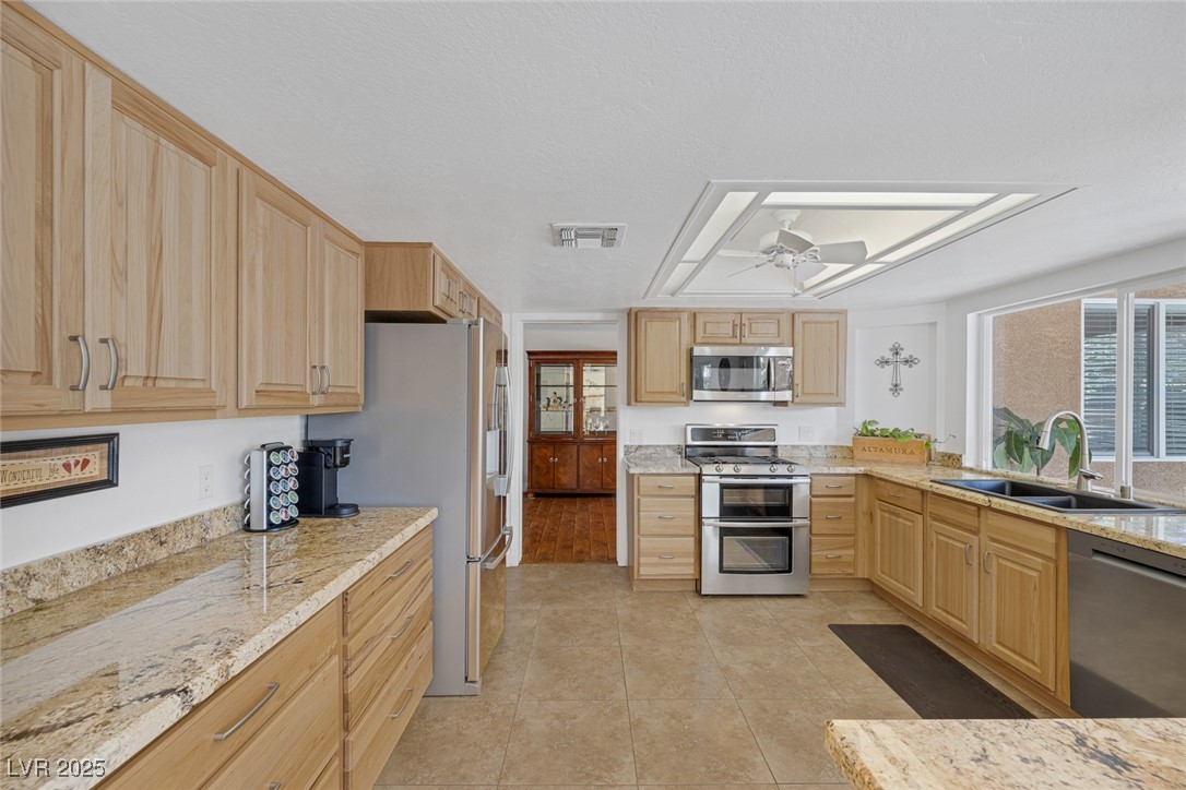645 Paloma Drive
