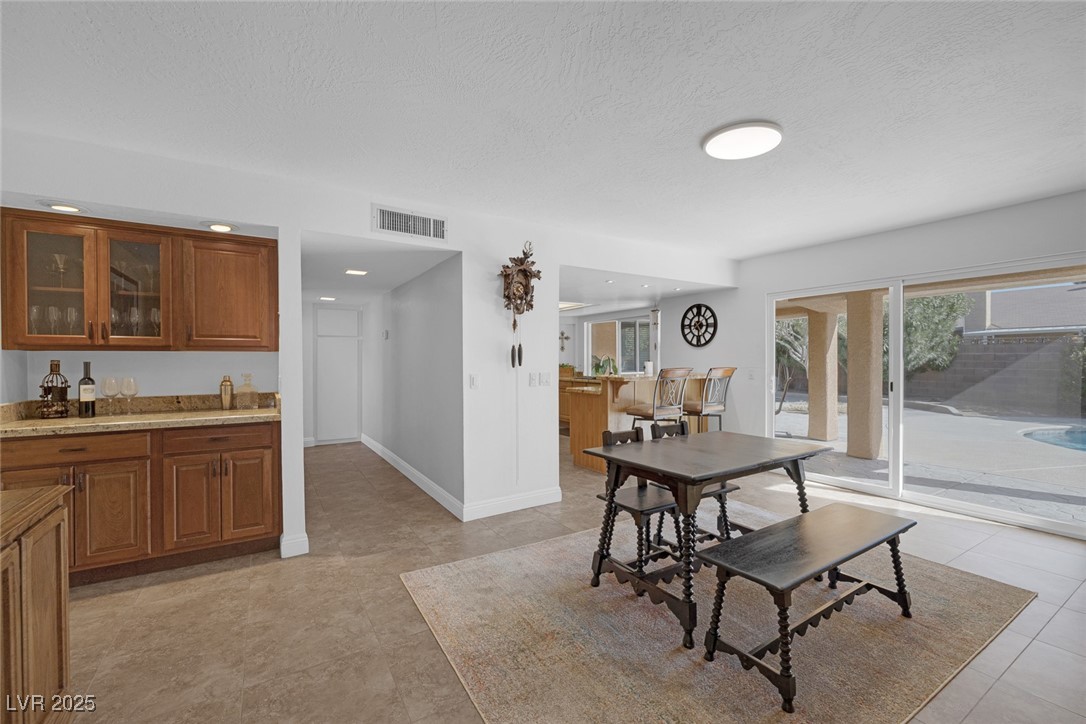 645 Paloma Drive