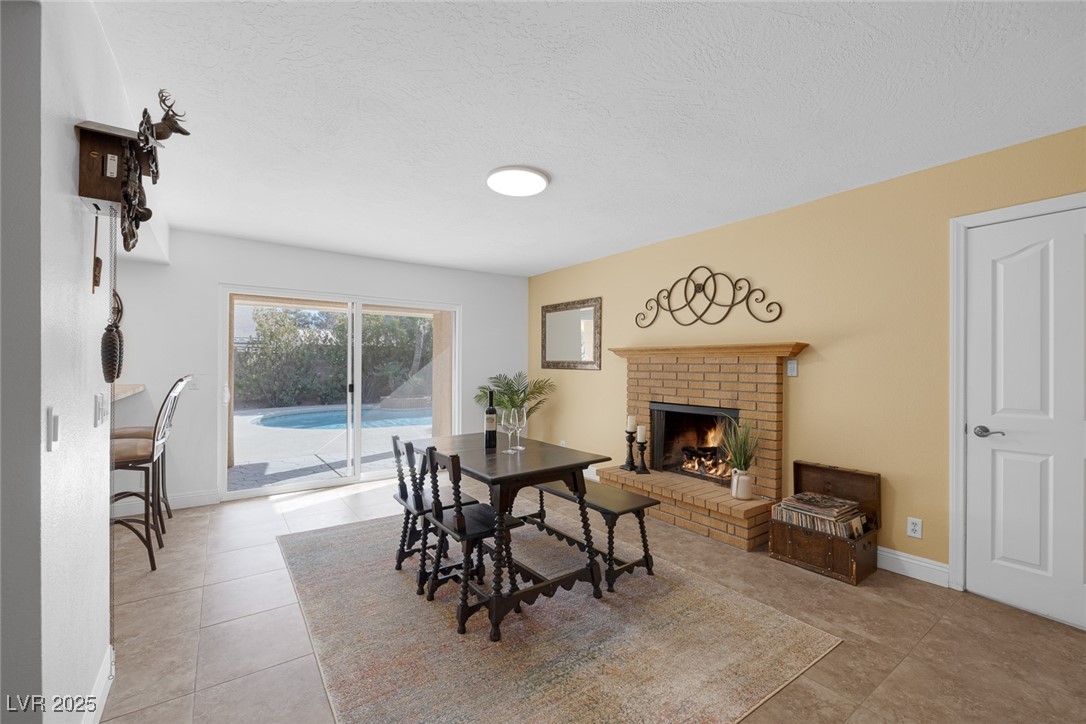 645 Paloma Drive