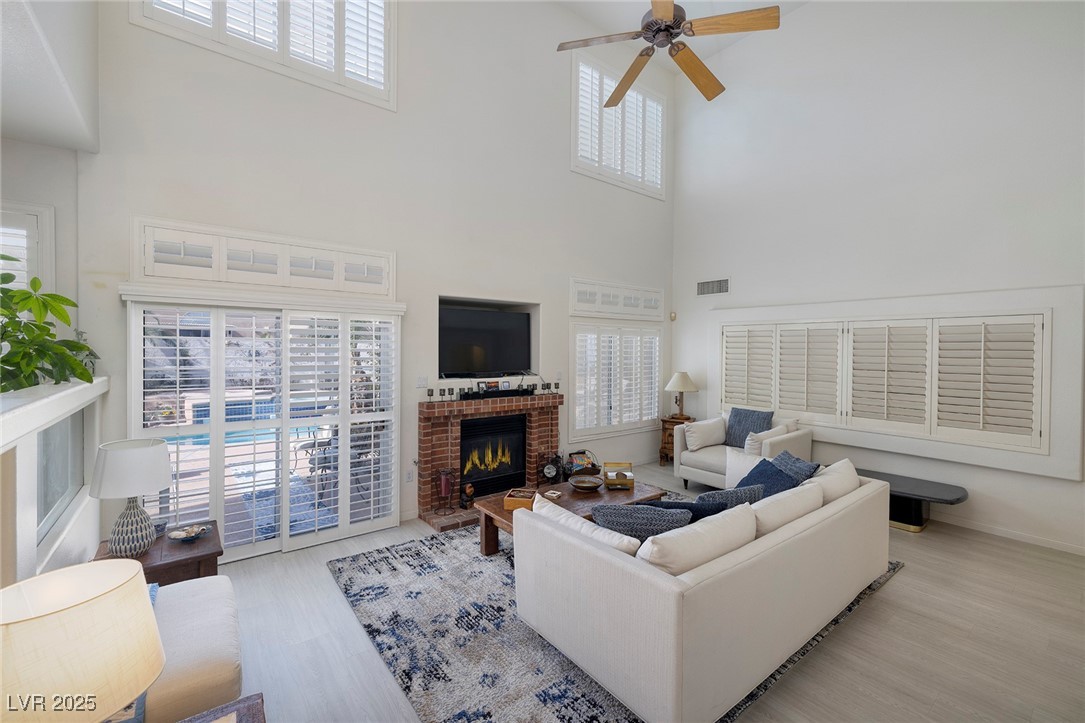 13 White Tail Court