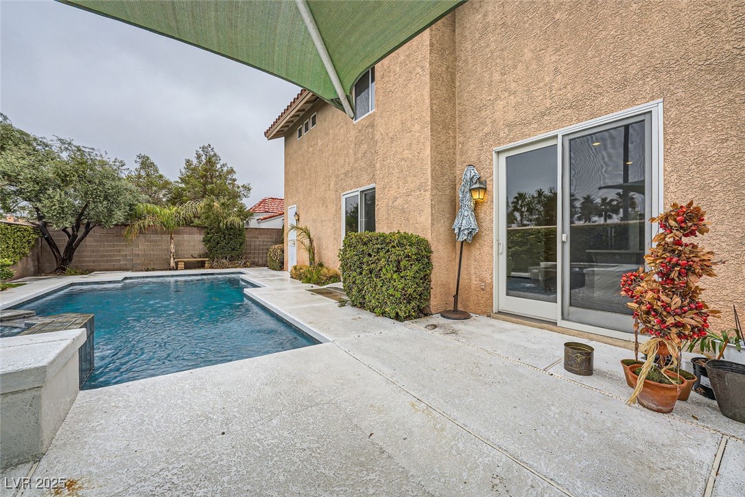 8747 Vista Cantera Court