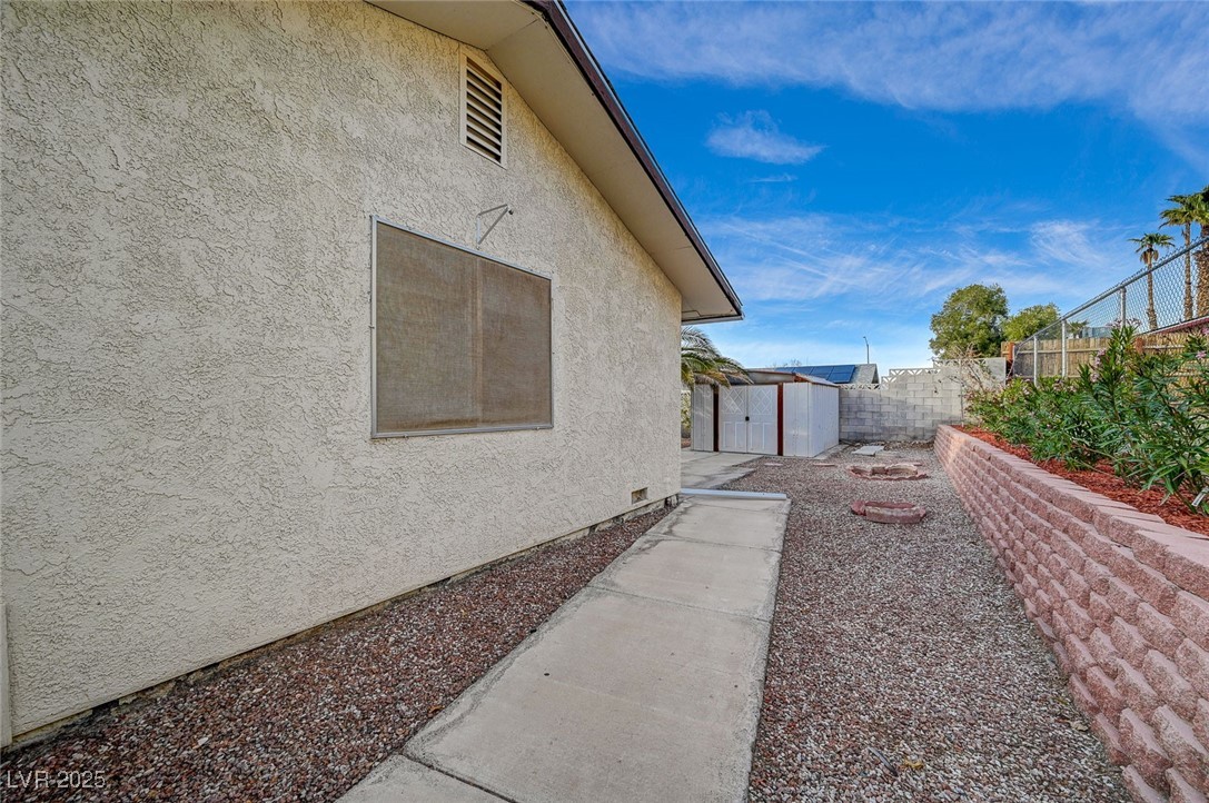 6870 Laronda Lane