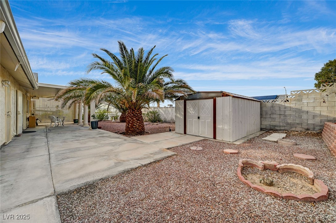 6870 Laronda Lane