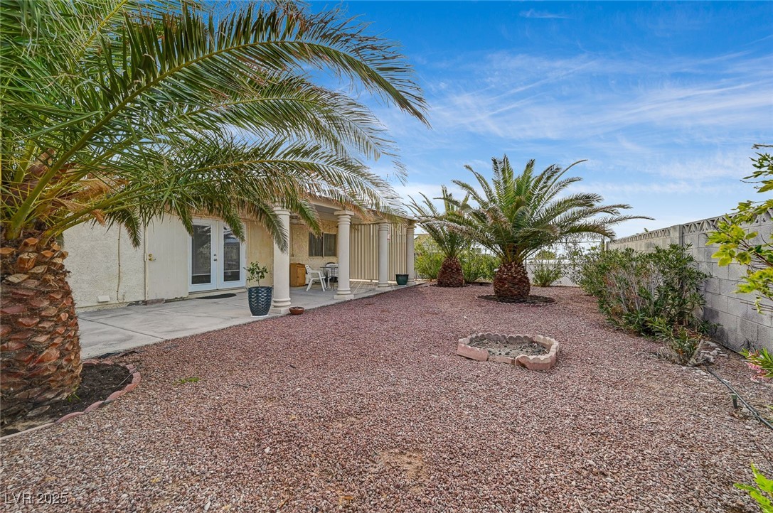6870 Laronda Lane