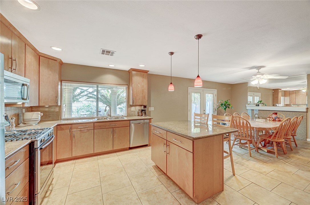 6870 Laronda Lane