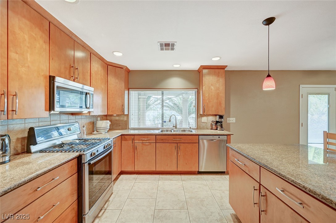 6870 Laronda Lane