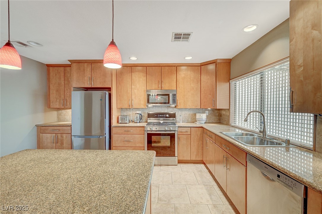 6870 Laronda Lane