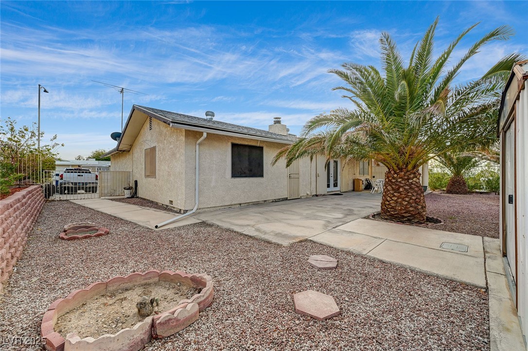 6870 Laronda Lane