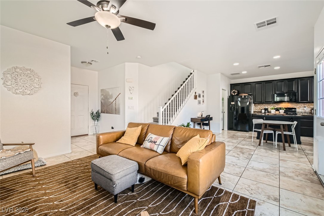 10448 Juniper Brush Avenue