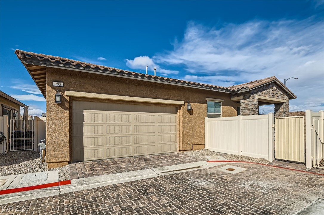 795 Sunny Sagebrush Street