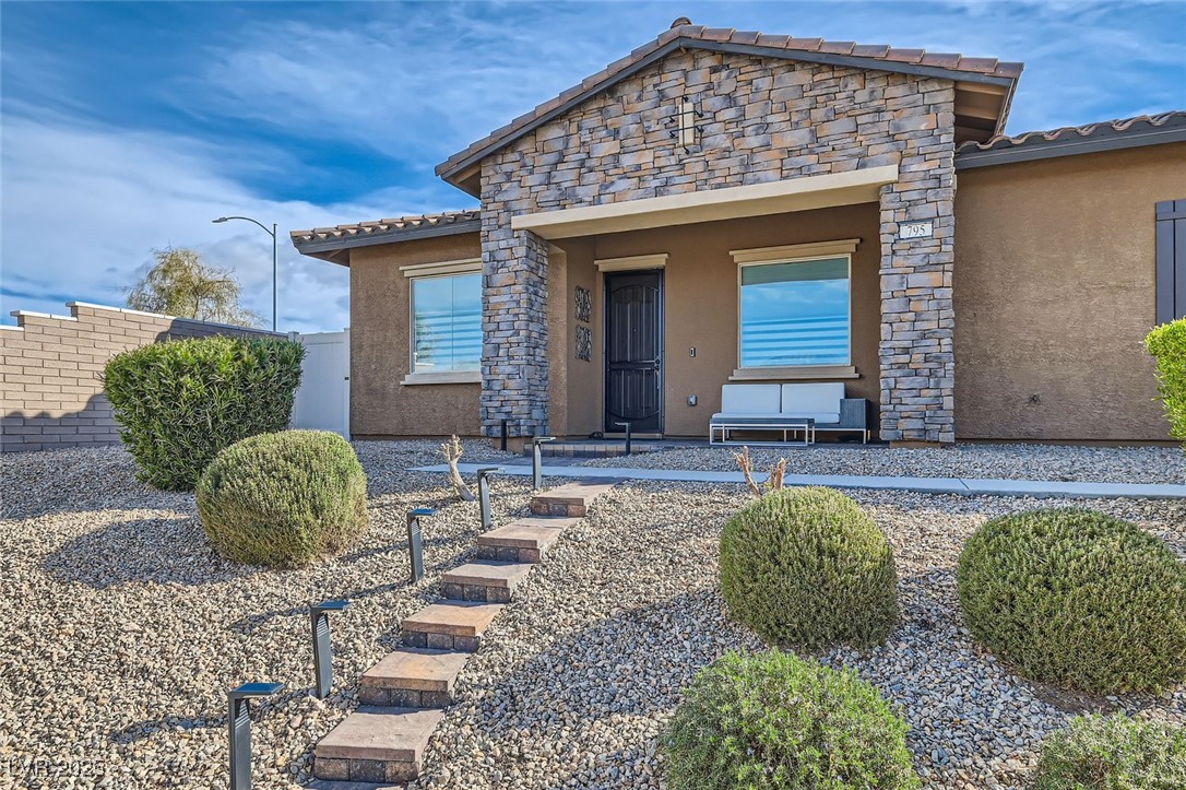 795 Sunny Sagebrush Street