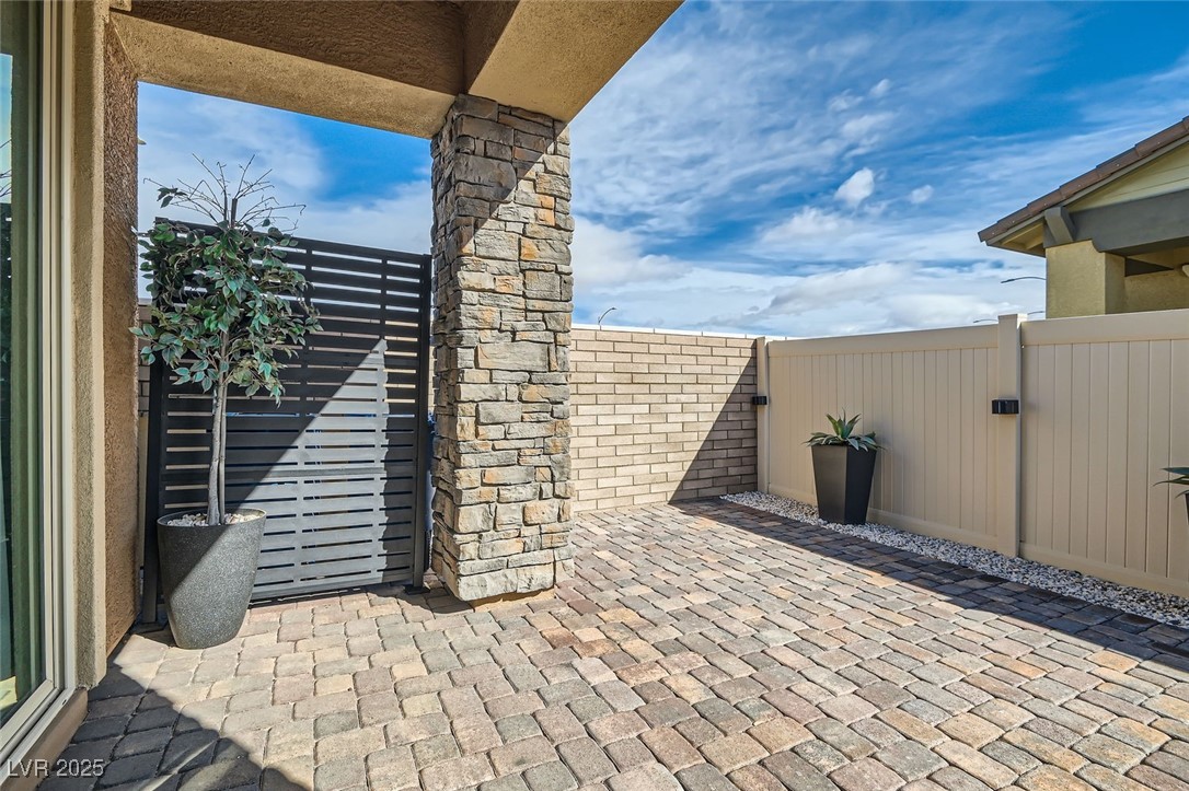 795 Sunny Sagebrush Street