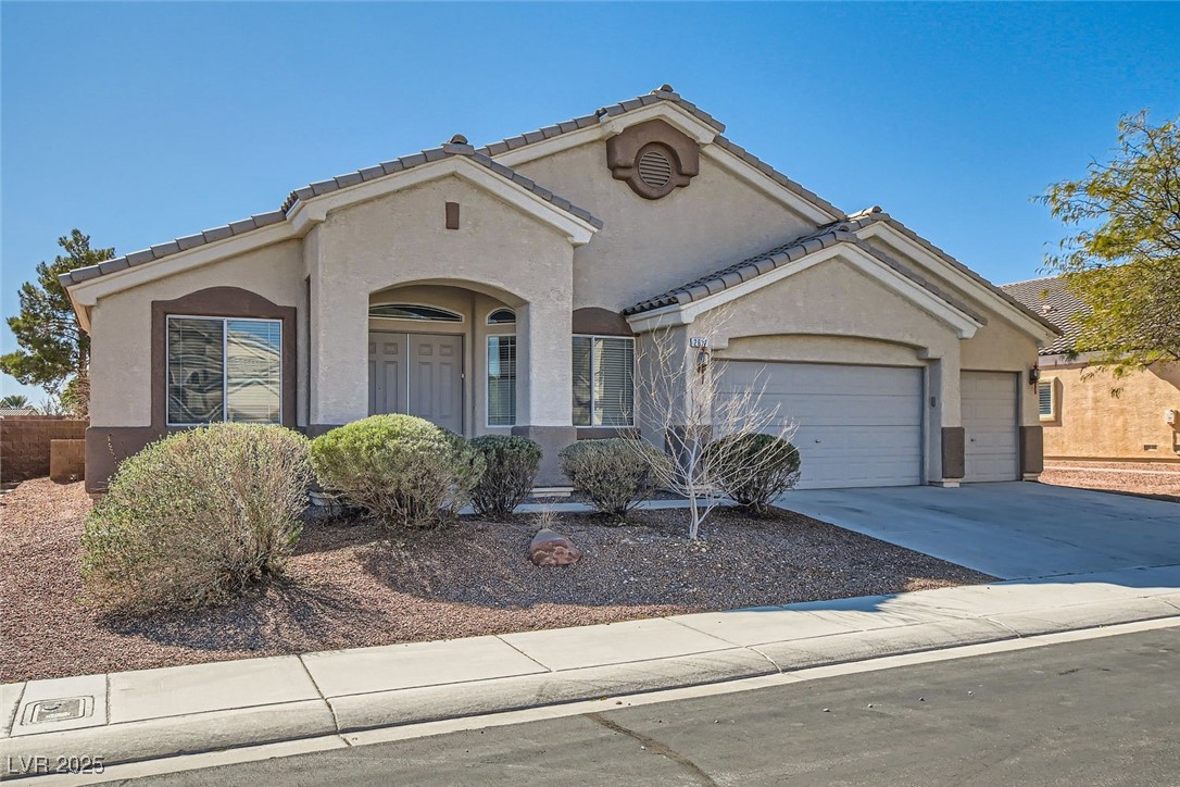 2617 Tanagrine Drive