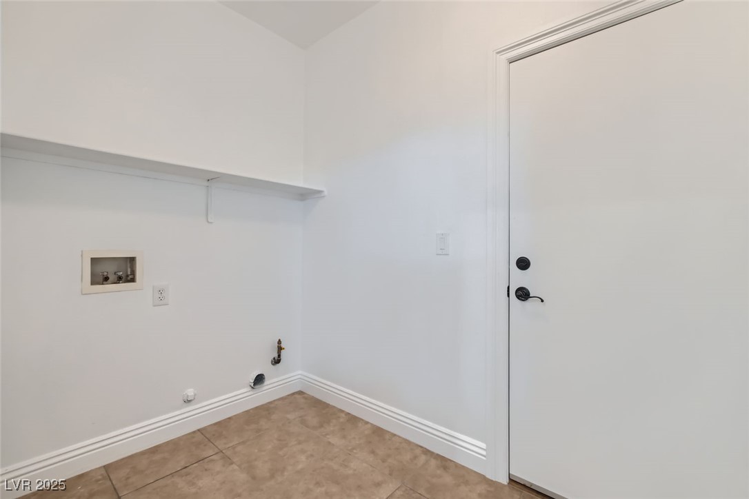 2617 Tanagrine Drive