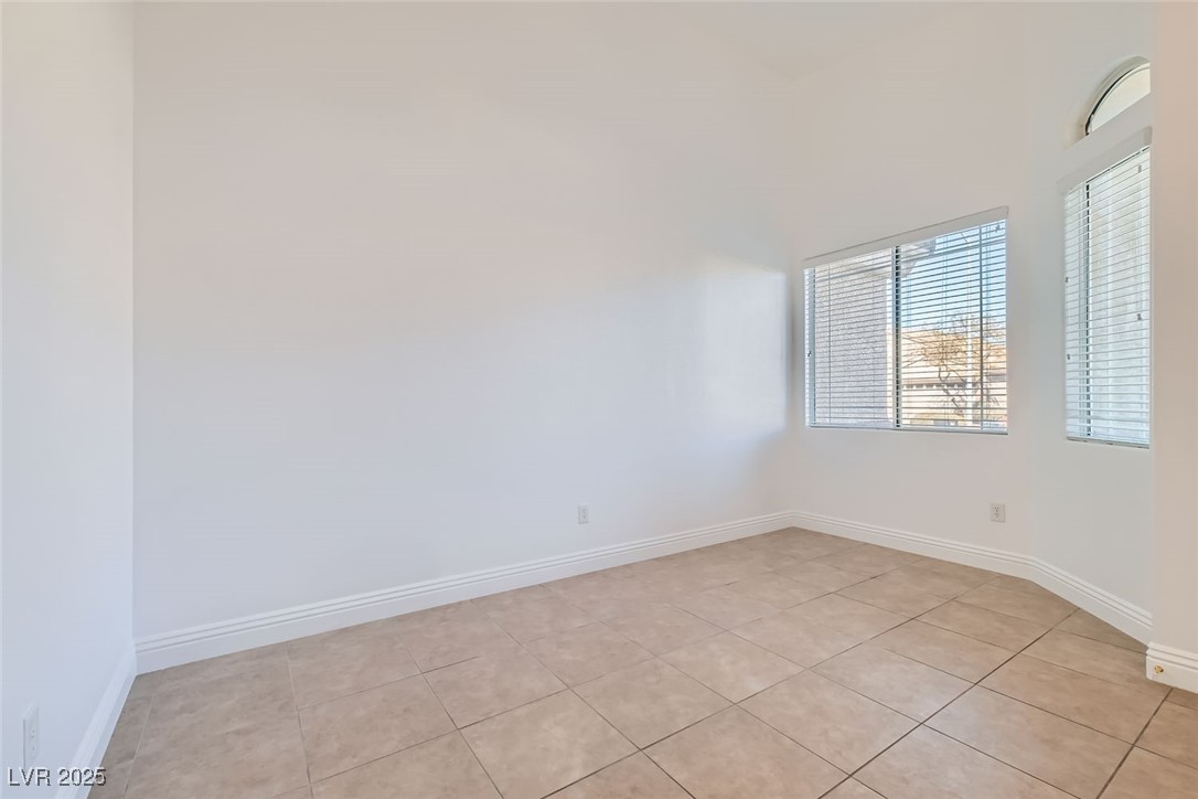 2617 Tanagrine Drive