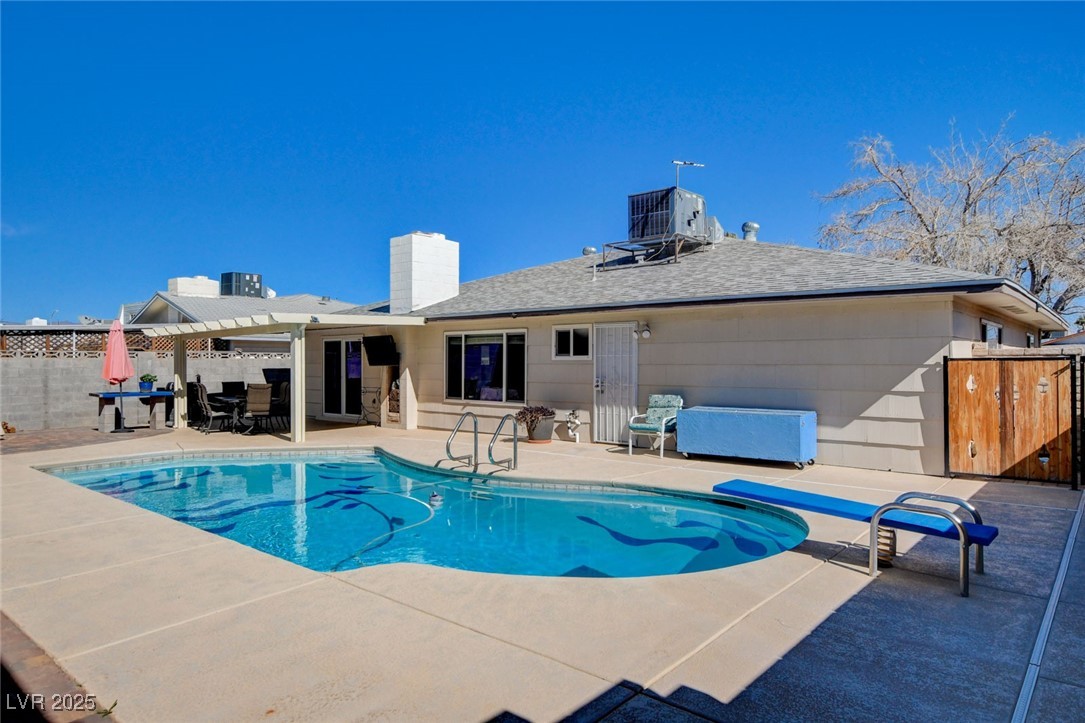 216 Candlelight Street